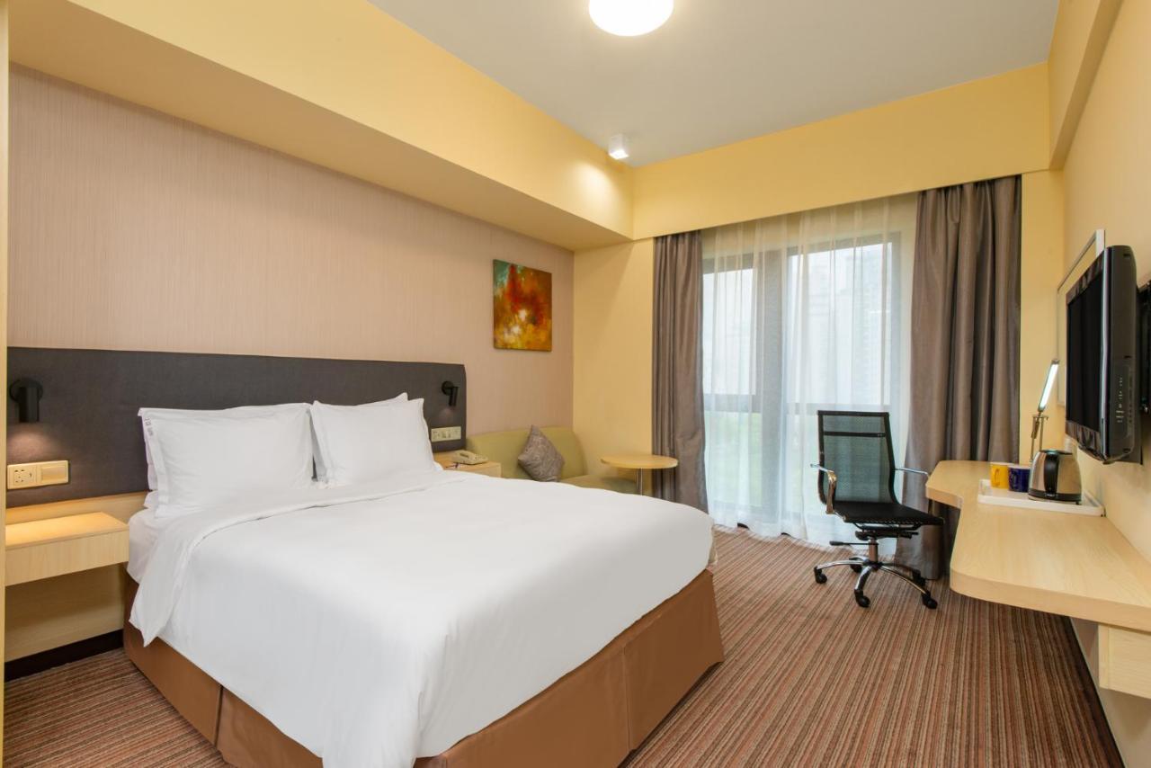 Holiday Inn Express Shanghai Putuo By Ihg Exteriör bild